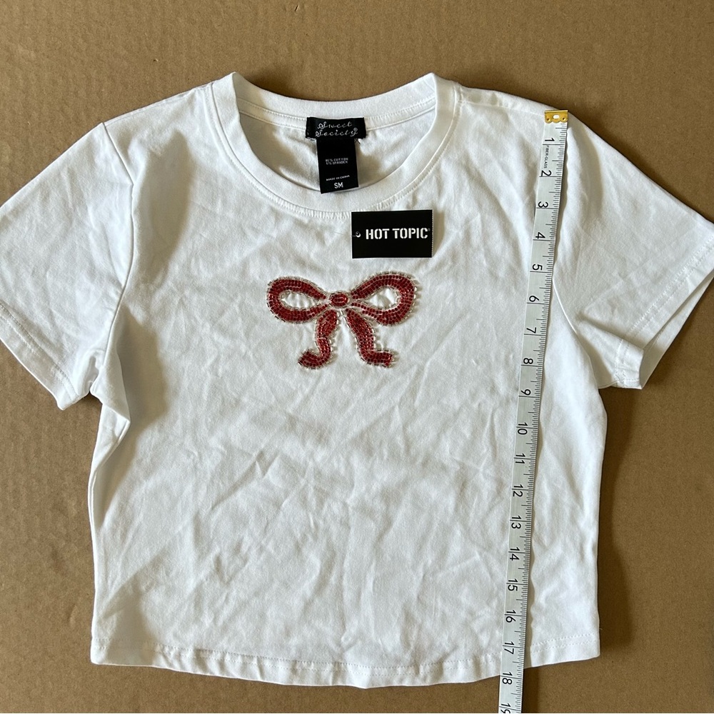 Hot Topic Secret Society Cropped Beaded Bow Tie T shirt Size Small Coquette - Picture 6 of 7